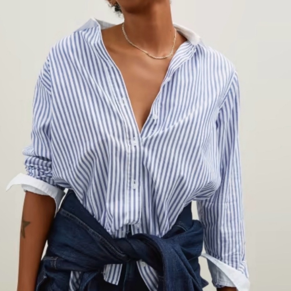 EVERLANE Blue and White Striped Button-Up Shirt